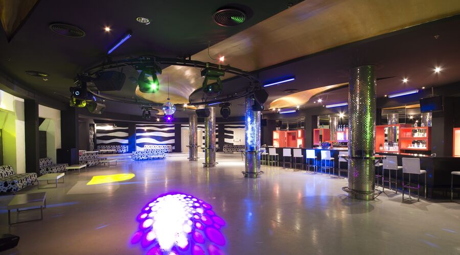 New Center Beach Apartment90