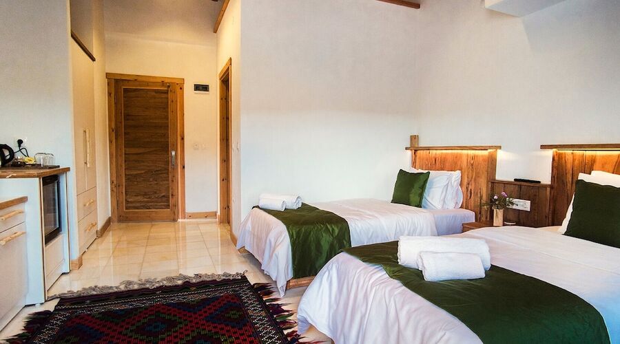 Yenice Vadi Dogal Yasam Koyu