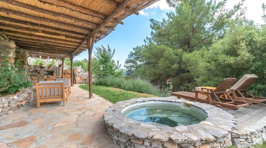 Yenice Vadi Dogal Yasam Koyu