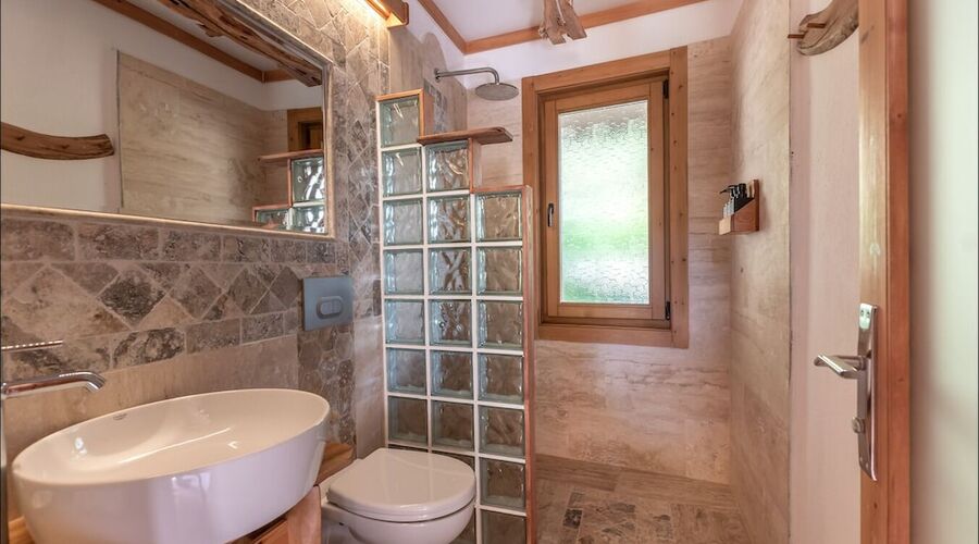 Yenice Vadi Dogal Yasam Koyu