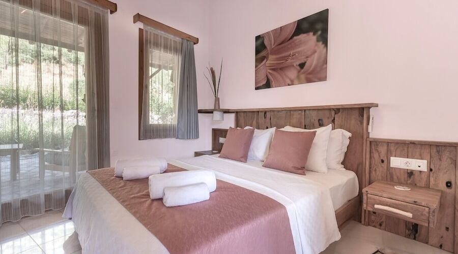 Yenice Vadi Dogal Yasam Koyu