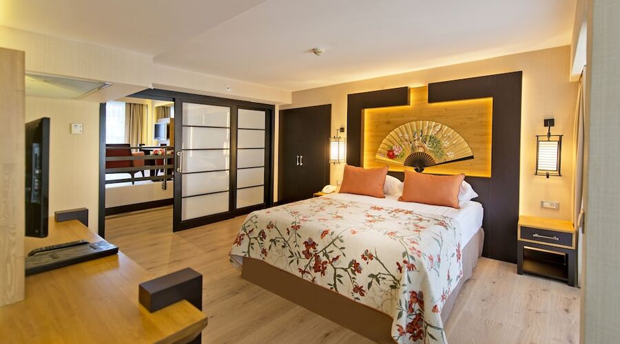 Limak Lara De Luxe Hotel - All Inclusive