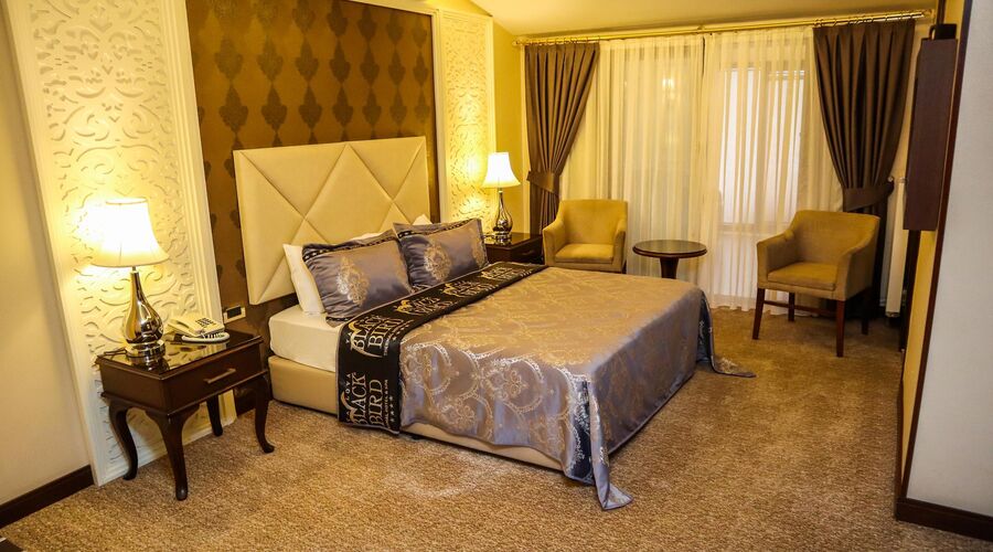 Black Bird Termal Otel