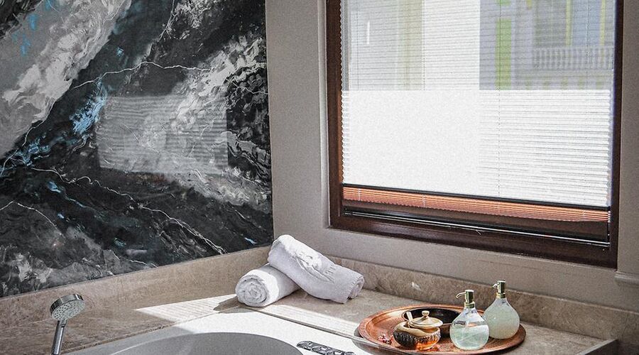 Black Bird Termal Otel