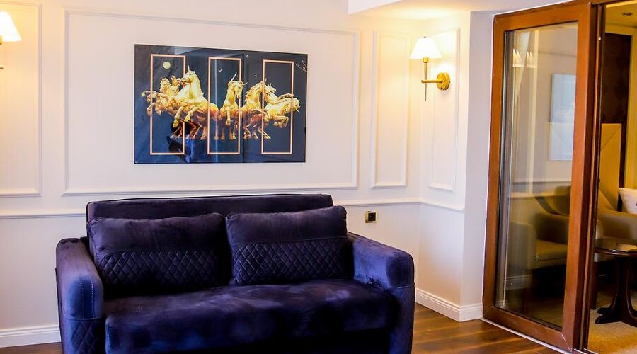 Black Bird Termal Otel