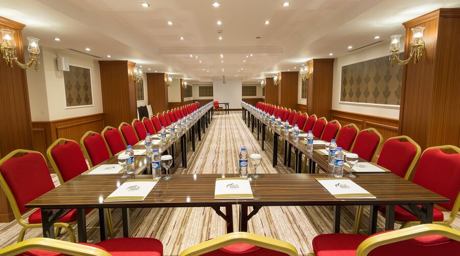 Black Bird Termal Otel