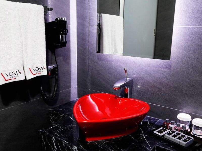 Lova Hotel & SPA