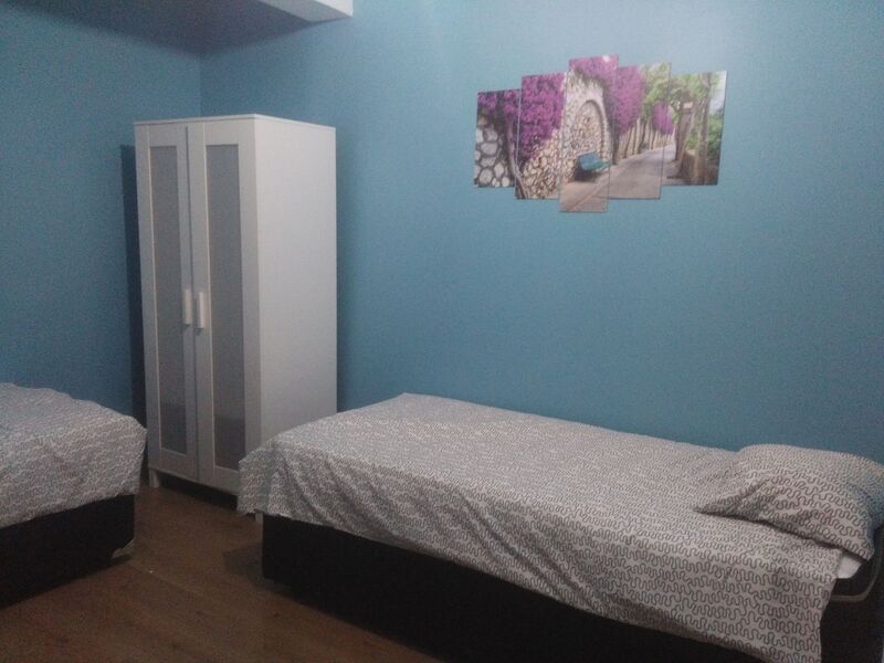 Van Backpackers Hostel