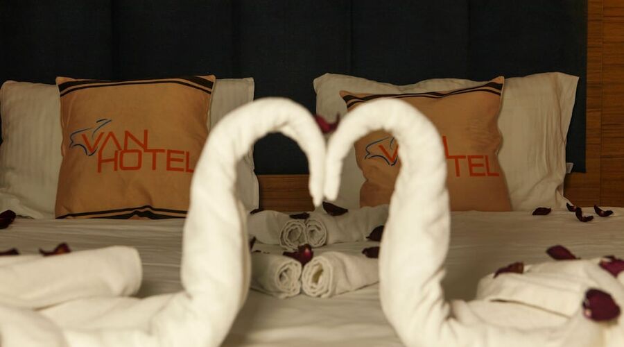 Van Hotel