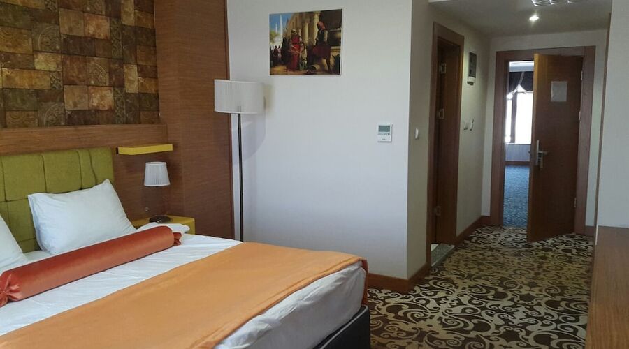 Nevan Suite Hotel