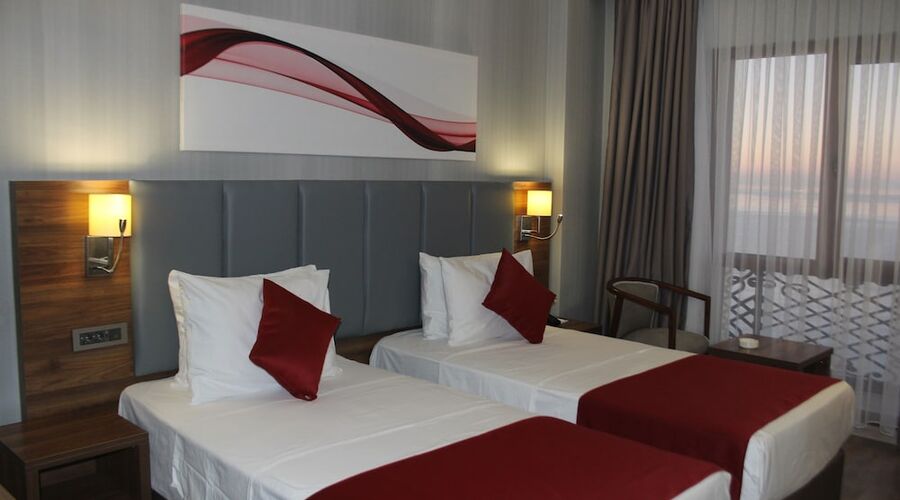 Ramada by Wyndham Van