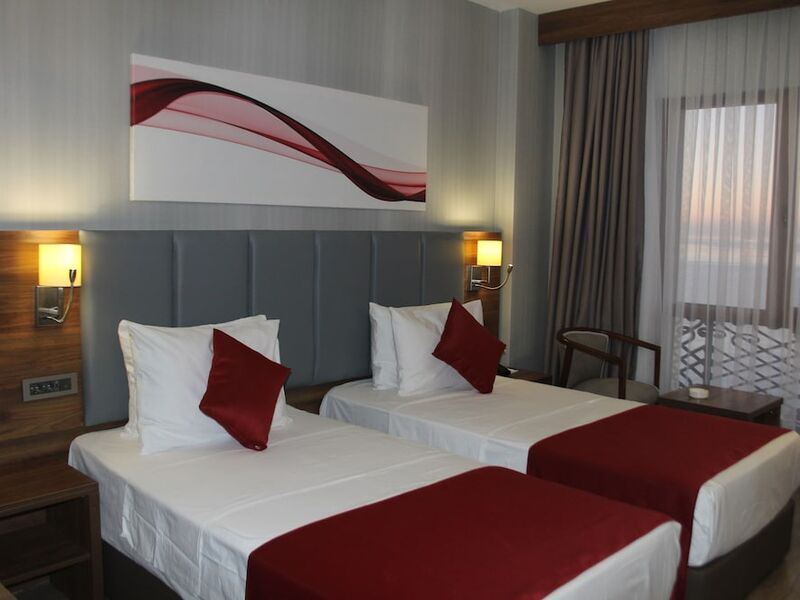 Ramada by Wyndham Van