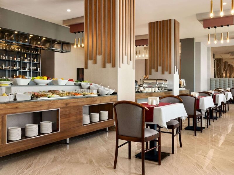 Ramada by Wyndham Van