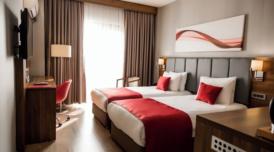 Ramada by Wyndham Van