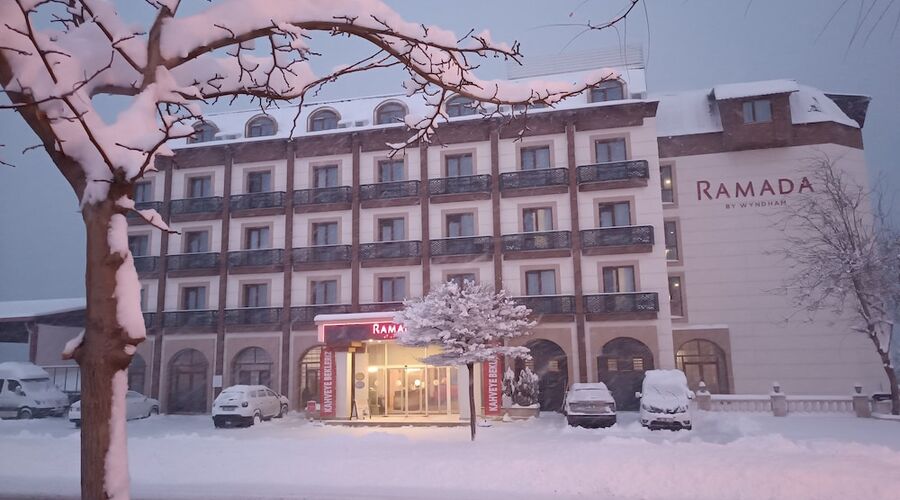 Ramada by Wyndham Van