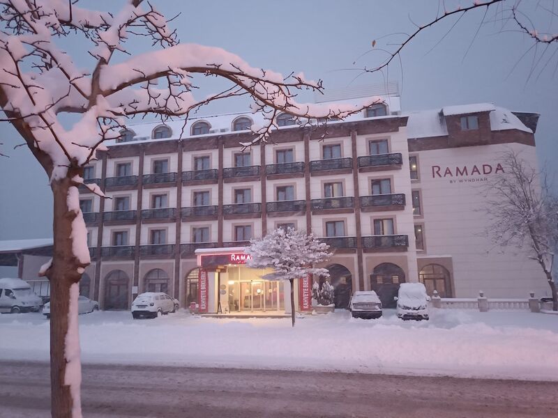 Ramada by Wyndham Van