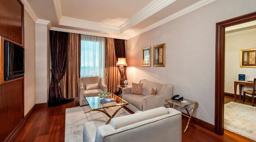 Elite World Van Hotel