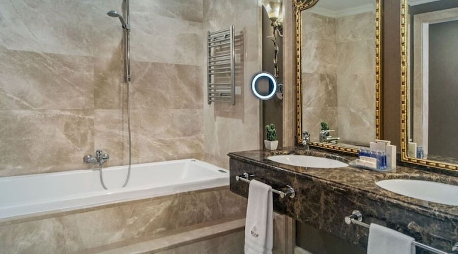 Elite World Van Hotel