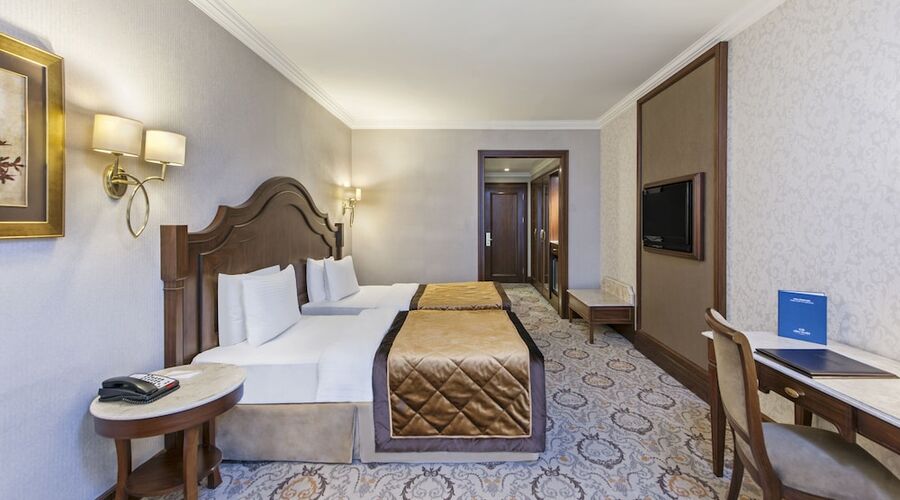 Elite World Van Hotel