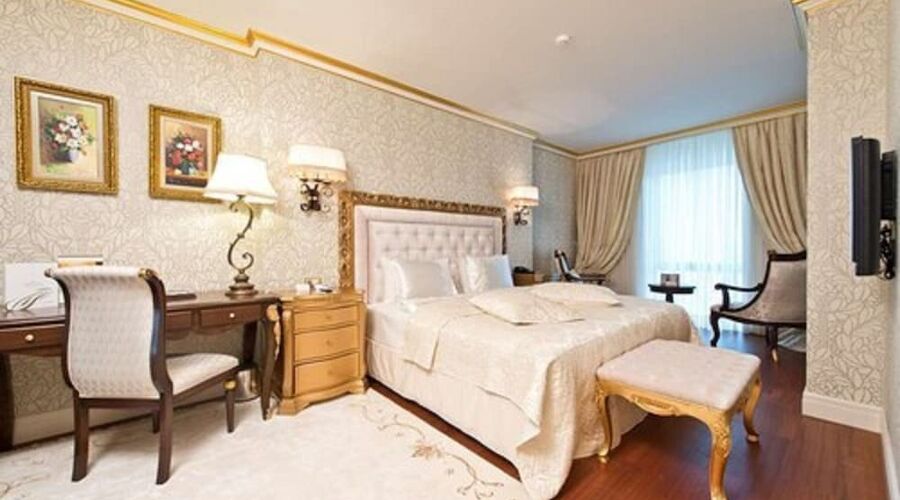 Elite World Van Hotel