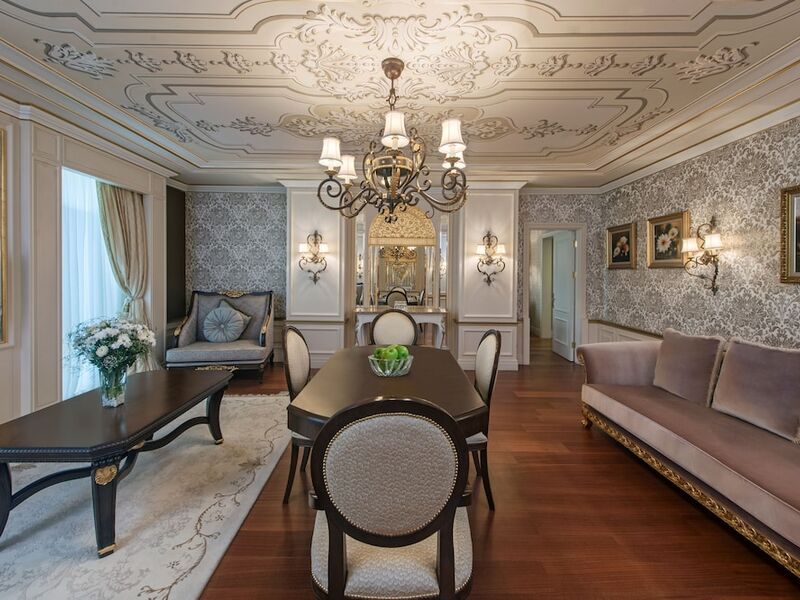 Elite World Van Hotel