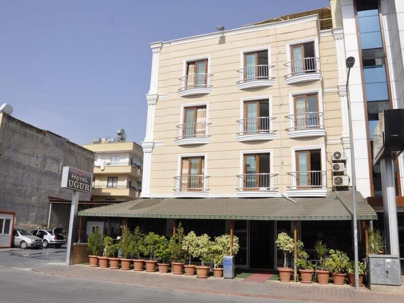 Ugur Hotel