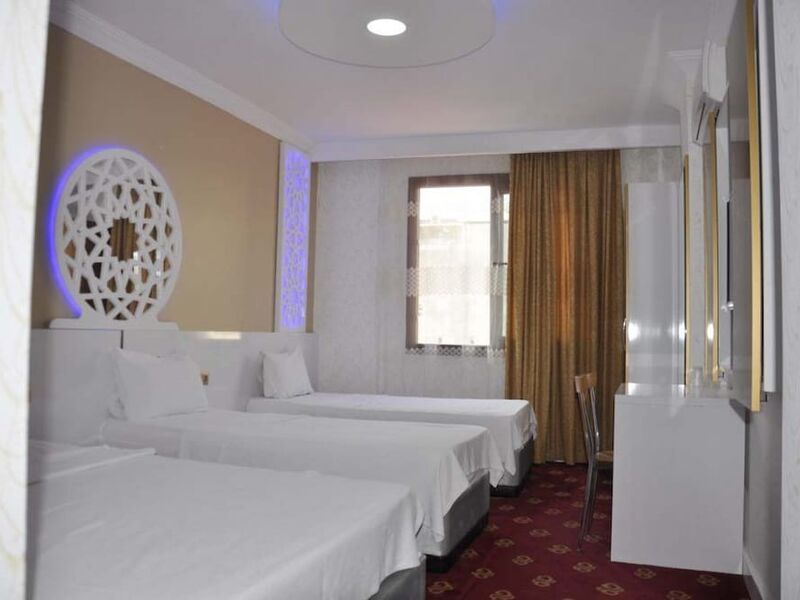 Ugur Hotel