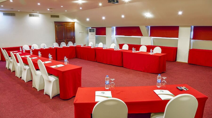 İstanbul Airport Durusu Club Hotel