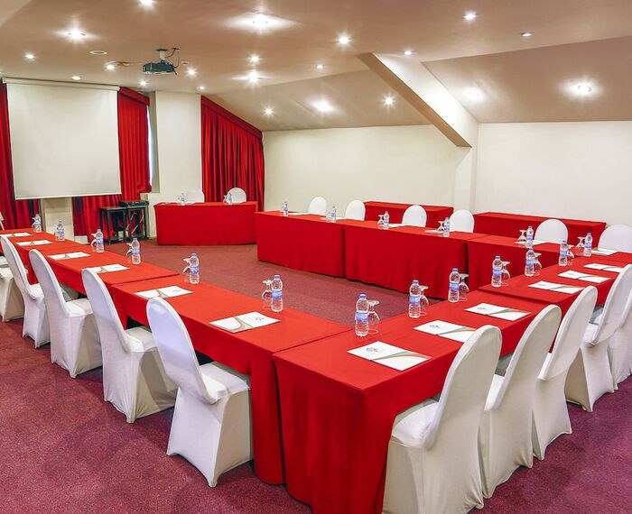 İstanbul Airport Durusu Club Hotel