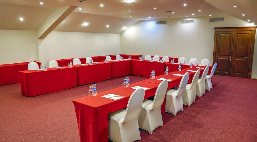 İstanbul Airport Durusu Club Hotel