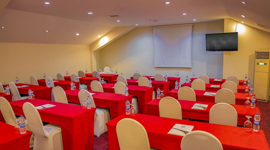 İstanbul Airport Durusu Club Hotel