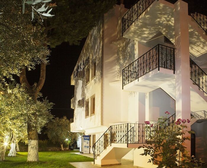 Flora Iznik Hotels & Suites