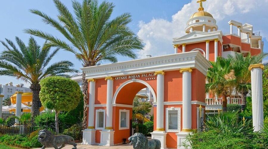 ANTIQUE ROMAN PALACE