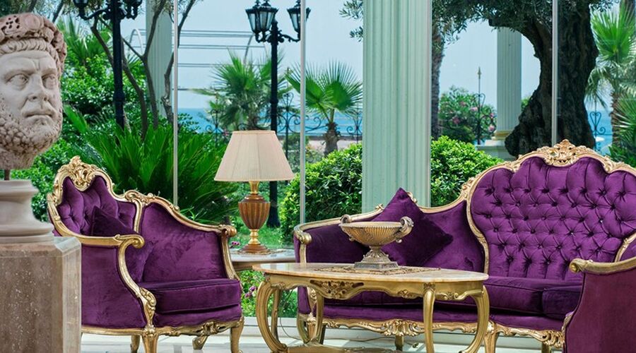 ANTIQUE ROMAN PALACE