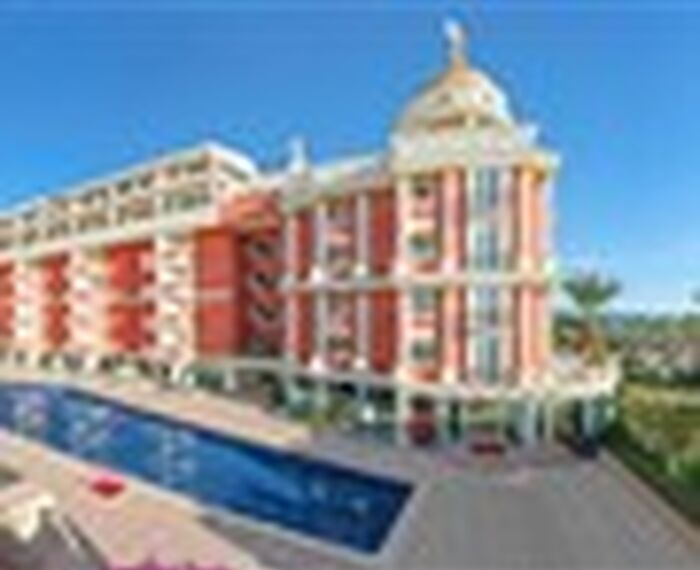 ANTIQUE ROMAN PALACE