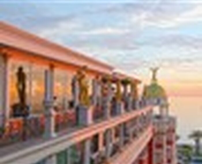 ANTIQUE ROMAN PALACE