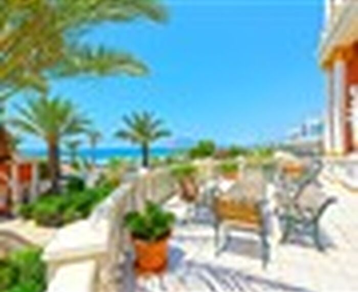 ANTIQUE ROMAN PALACE