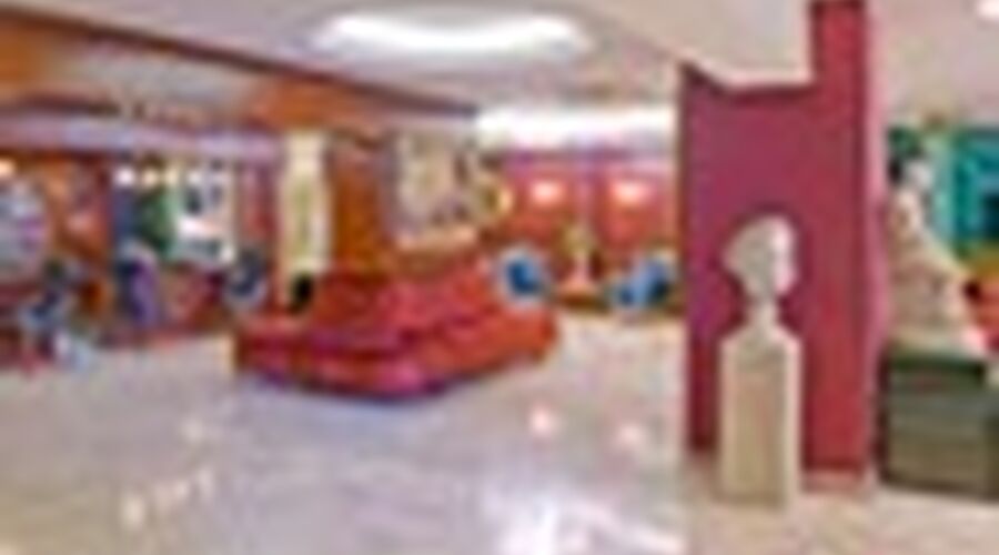 ANTIQUE ROMAN PALACE