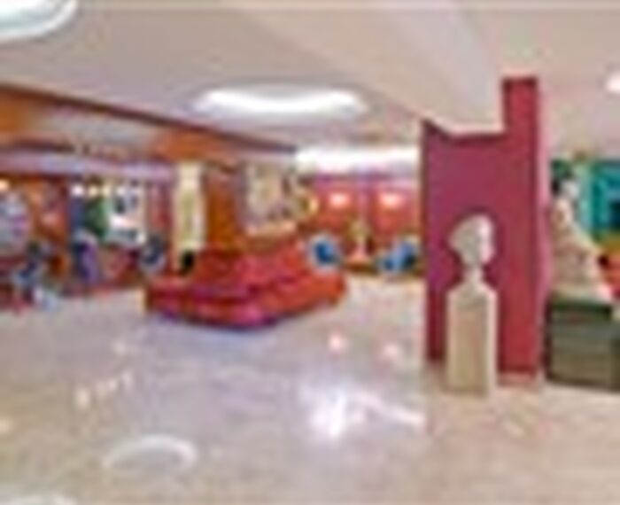 ANTIQUE ROMAN PALACE