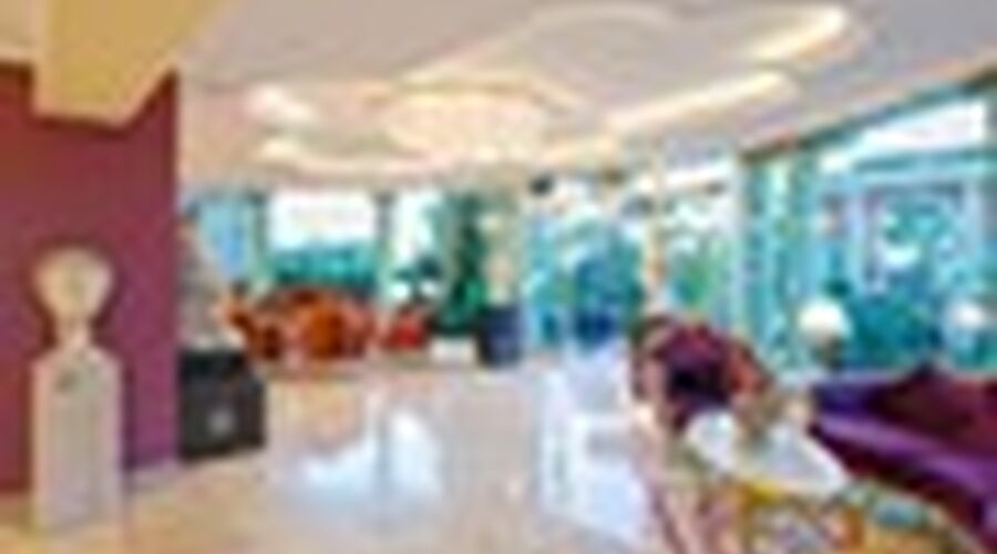 ANTIQUE ROMAN PALACE