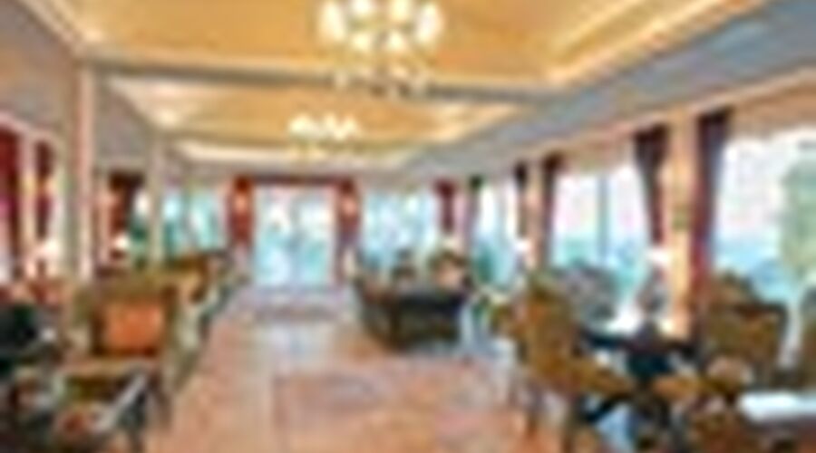 ANTIQUE ROMAN PALACE