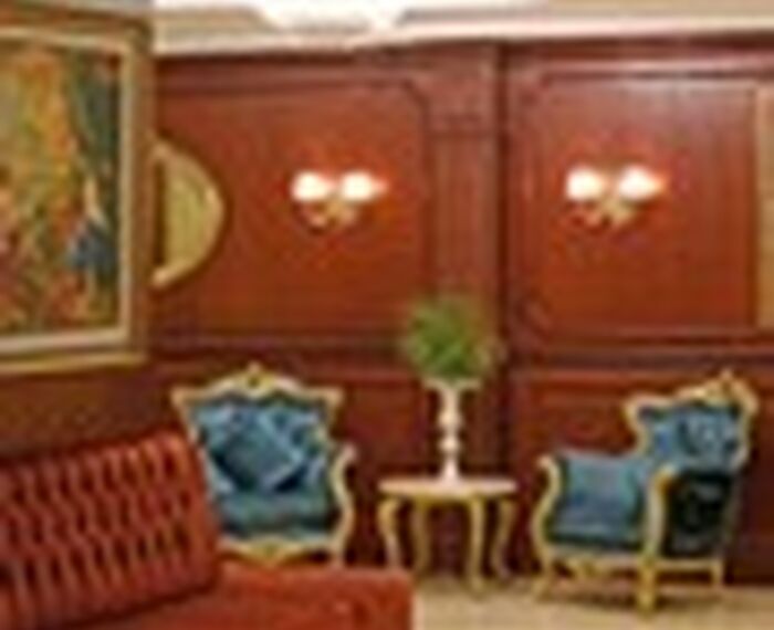 ANTIQUE ROMAN PALACE