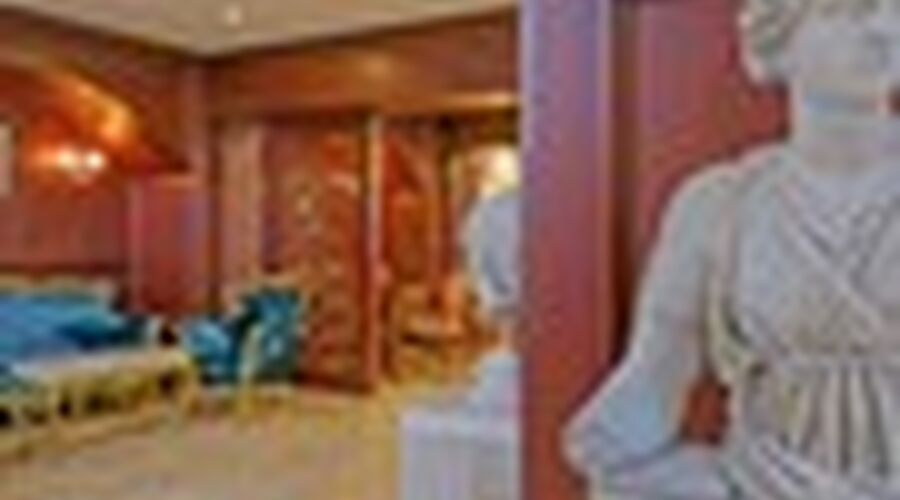 ANTIQUE ROMAN PALACE