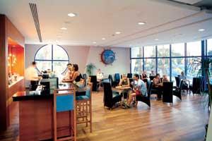 CATAMARAN RESORT HOTEL