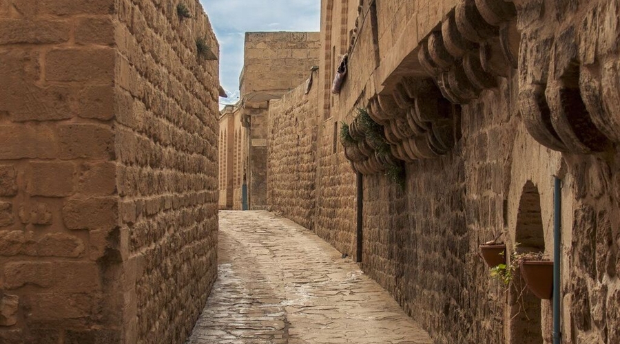 Uçaklı Mardin