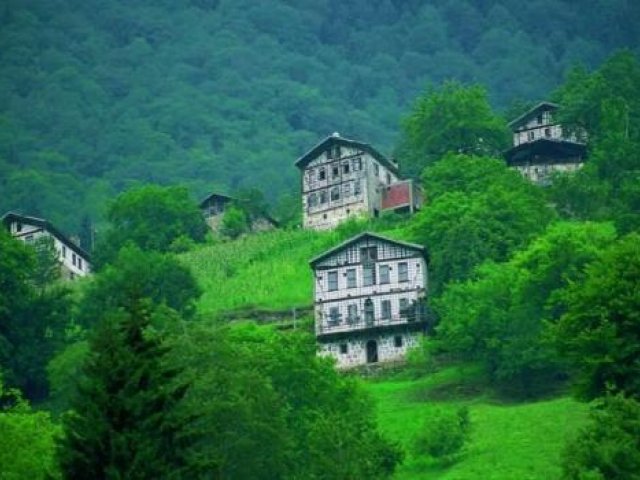 MAVI Uçakla Karadeniz ve Yaylalar Turları, Batum Konaklamalı -2015-