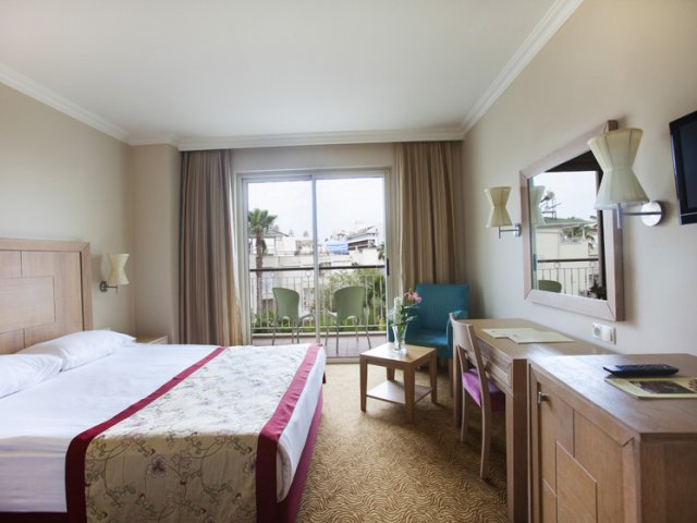 Sömestre`de Deluxe Antalya Turu